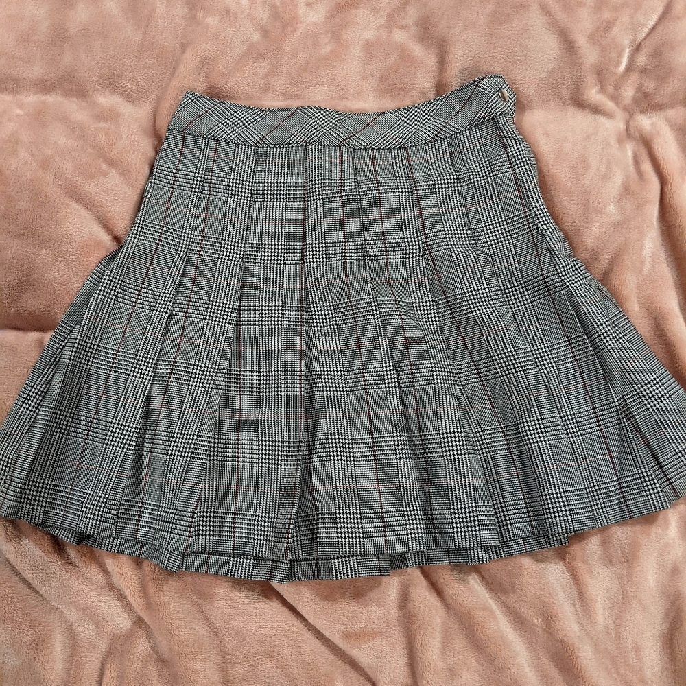 *5 for $50* H&M plaid mini skirt